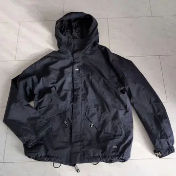 정가 5만 엔 241 GORE-TEX 고어텍스 마운틴 후드티 M