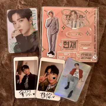 현재 HYUNJAE 아크릴 스탠드 트레이딩 카드 THE BOYZ