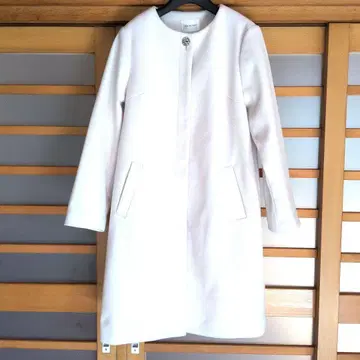 GLACIER 화이트 롱 코트