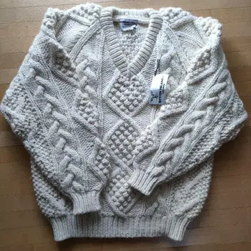 V넥 스웨터 두툼한 피셔맨 니트 아란 니트