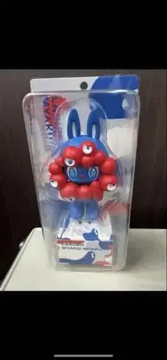 러브부 미야쿠미야쿠 스트랩 부착 피규어