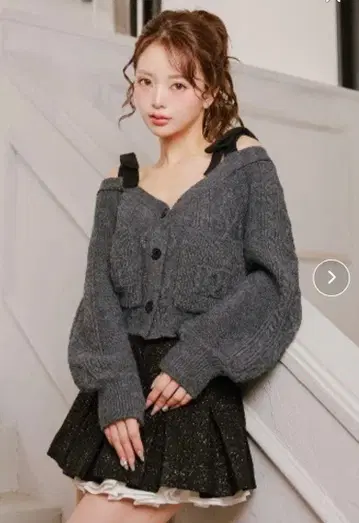 숄더 리본 V넥 니트탑