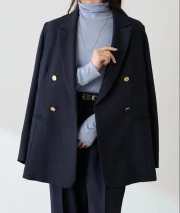 네이비 더블 테일러드 자켓