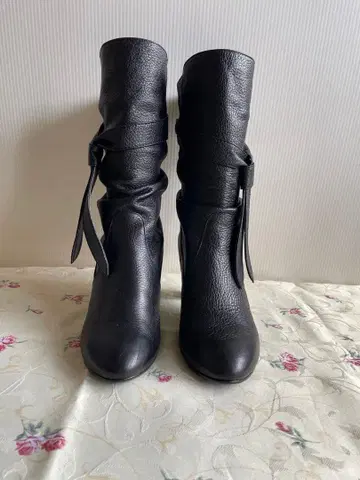 블랙 랩 스타일 부츠