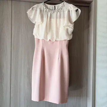 Apuweiser-riche 시어 도킹 원피스 드레스