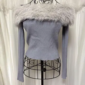 RESEXXY 오프숄더 니트