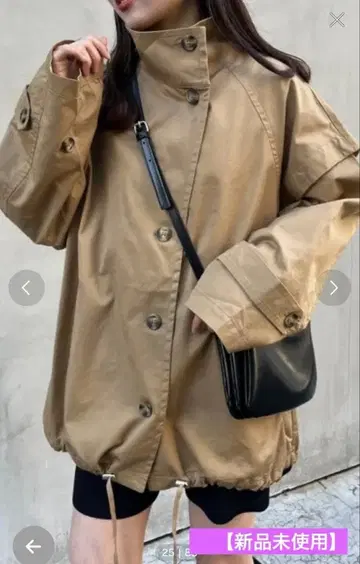 [ 미사용 ] 차오패닉 티피 소매 탈부착 판초풍 트렌치 프리 사이즈