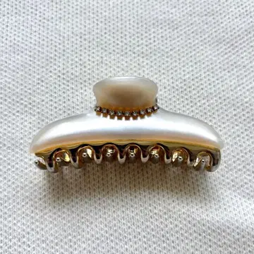 acca 뉴 코라나 클립 M 사이즈 펄 화이트