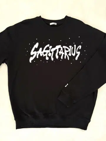 새상품급 GYDA 맨투맨 상의