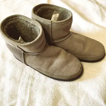 미네통카 Minnetonka 부츠 그레이