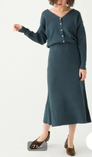 12G 리브 절개 플레어 원피스 910064