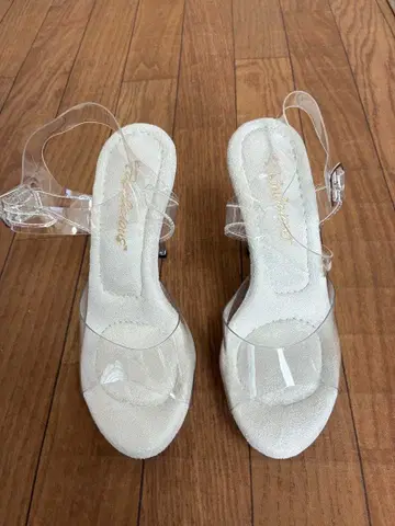 클리어 슬링백 하이힐