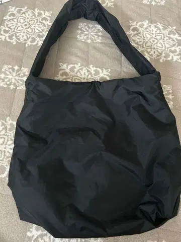 iki 블랙 토트백