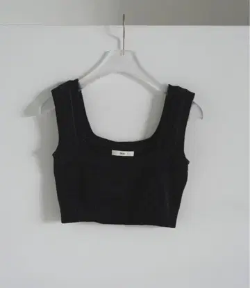 anuke 벨루어 니트 탱크탑 블랙