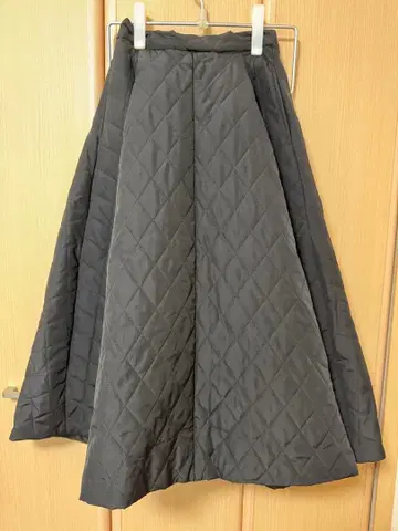 Zootie 블랙 퀼팅 스커트 축열 보온