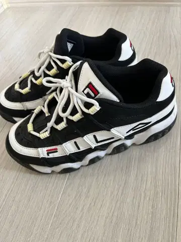 FILA 스니커즈 블랙/화이트