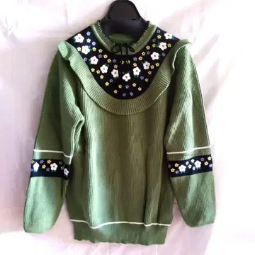자수 모스그린 스웨터
