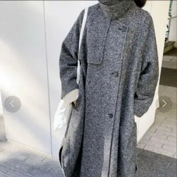 Spick and Span W 슬라이버 헤링본 볼륨 코트