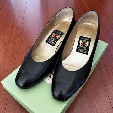 MIHAMA 블랙 펌프스 24cm