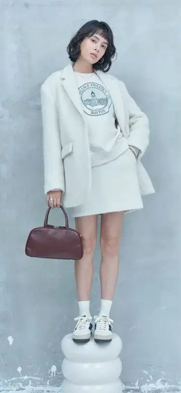 emmi 샤기 자켓 코트 완판템