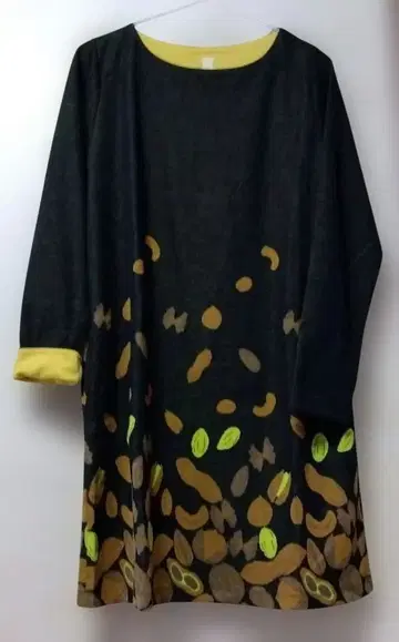 새상품! graniph 그라니프 너트 무늬 긴팔 튜닉