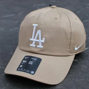 해외 모델 NIKE LA CAP 나이키 다저스 캡 베이지 계열