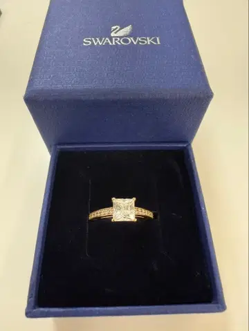 스와로브스키 다이아몬드 컷 골드링 스와로브스키