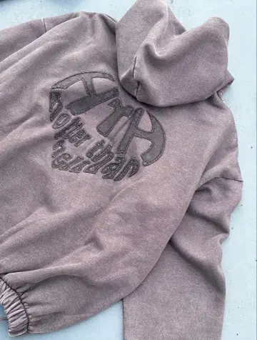 [ HTH ] vintage like Heart Logo Hoodie
