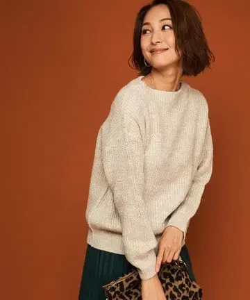 베이지 리브 니트 긴팔