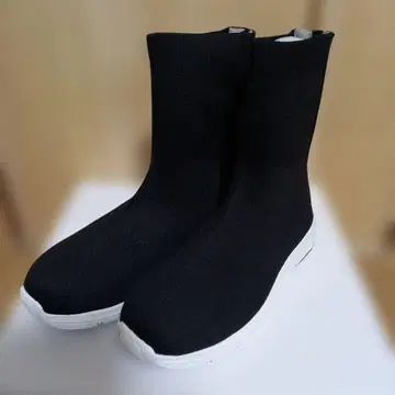 새상품 넉넉한 와이드 초경량 니트 부츠 24~24.5cm (와이즈 4E)