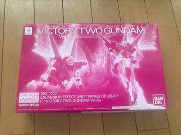 MG 1/100 V2 건담 빛의 날개