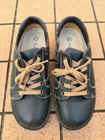 Regal 네이비 가죽 캐주얼 슈즈