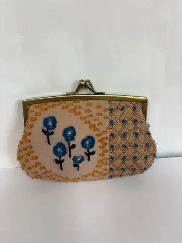 꽃무늬 자수 가마구치 지갑
