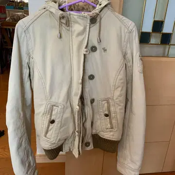 Abercrombie 후드 부착 자켓 베이지