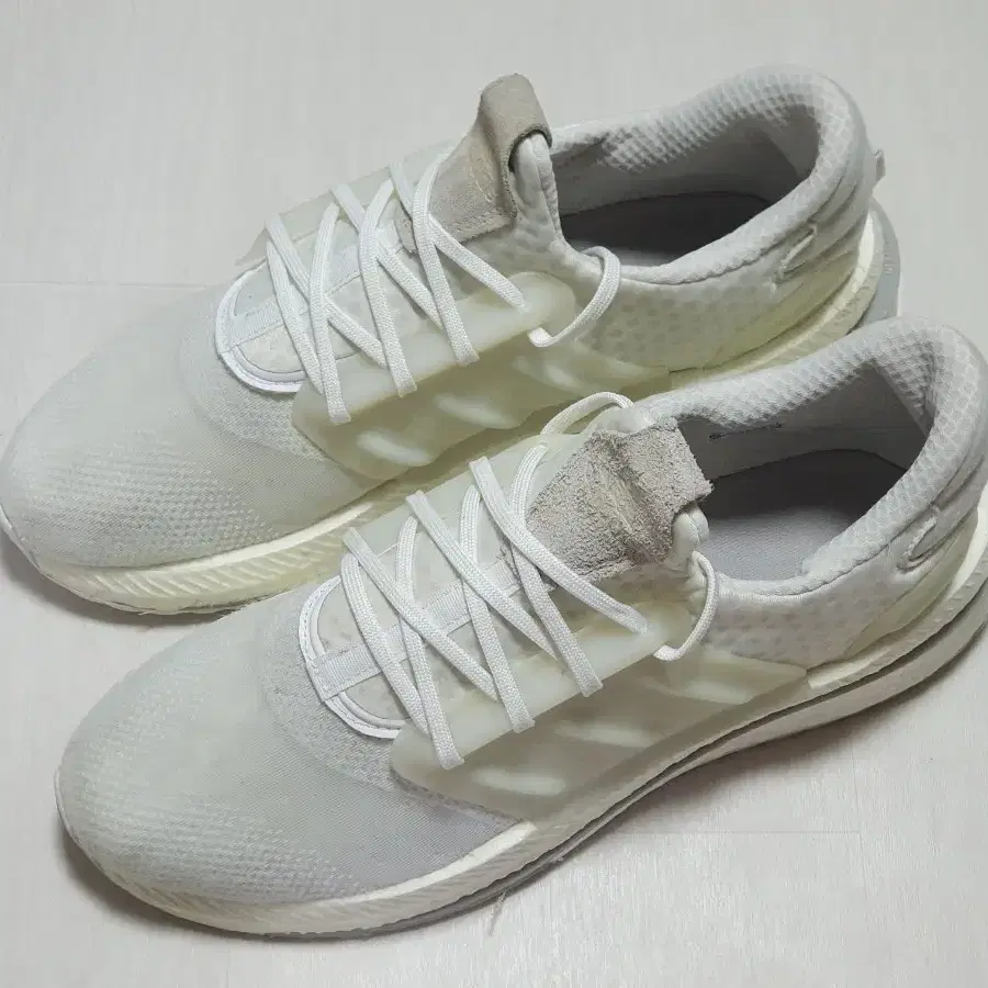 Adidas Explorer Boost Size 280