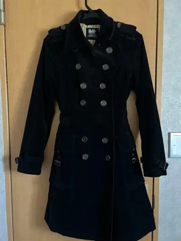 GLAD NEWS 블랙 벨벳 더블 브레스트 코트 벨로아 소재