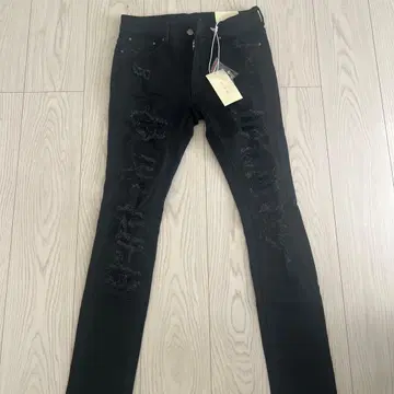 mnml 블랙 데님 28 사이즈 데미지 가공