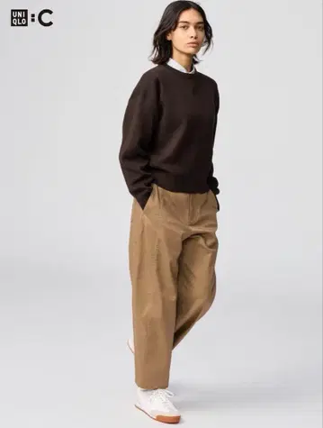 UNIQLO C 코튼 커브 앵클 팬츠 베이지