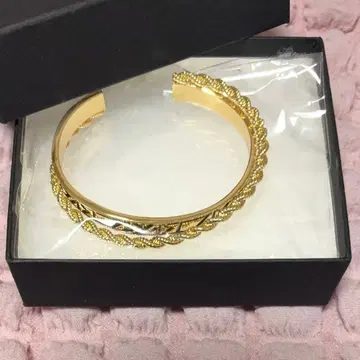 니지산지 후라 소토 어패럴 glamb 콜라보 뱅글 골드 금