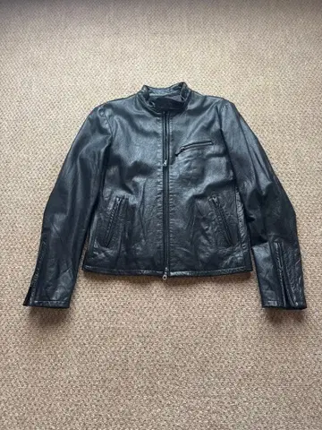 la vetrina del mondo 싱글 라이더