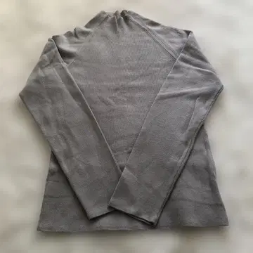 그레이 하이넥 긴팔 니트