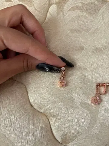 로즈 골드 마리콴트 귀걸이