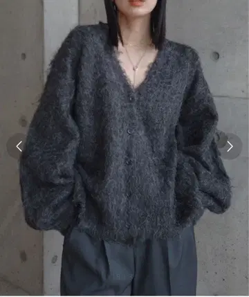 y/m by RIKA 샤기 V넥 가디건 차콜 그레이