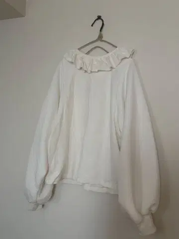 핸드메이드 작가 상의 블라우스