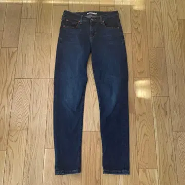 리바이스 프리미엄 보이프렌드 데님 25 새상품급