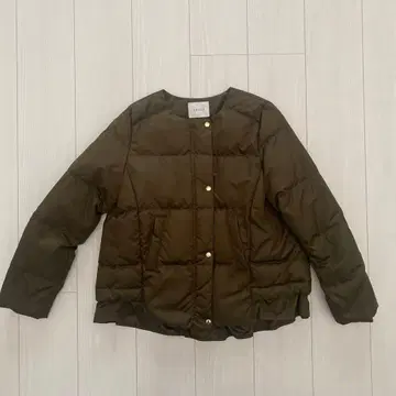 트로아 올리브 그린 다운 자켓