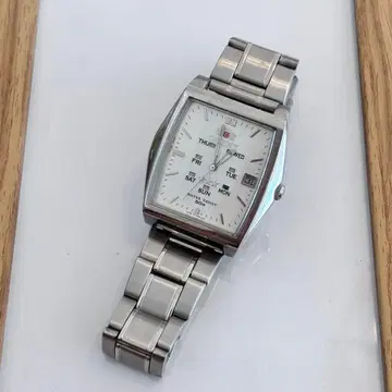 자동 와인딩 손목시계 오리엔트