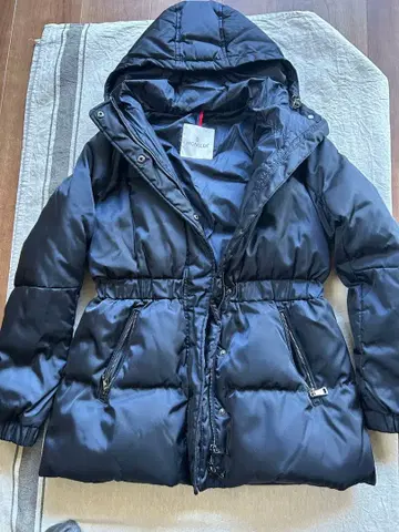 MONCLER 다운