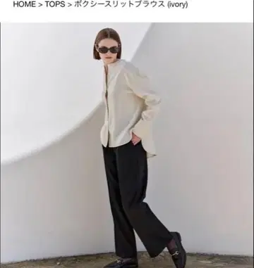 YONFA 박스 슬릿 블라우스 (ivory)