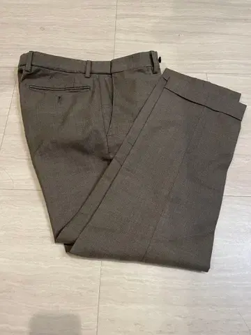 유나이티드 애로우즈 브라운 슬랙스 노턱